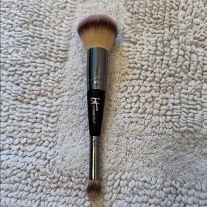 IT Cosmetics Dual-Ended Brush - #7